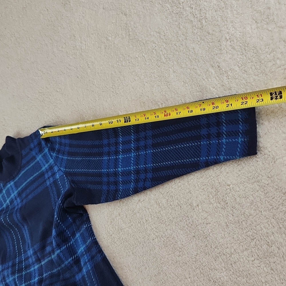 Isaac Mizrahi Live sweater dress blue plaid, feminine and classic - Picture 10 of 10
